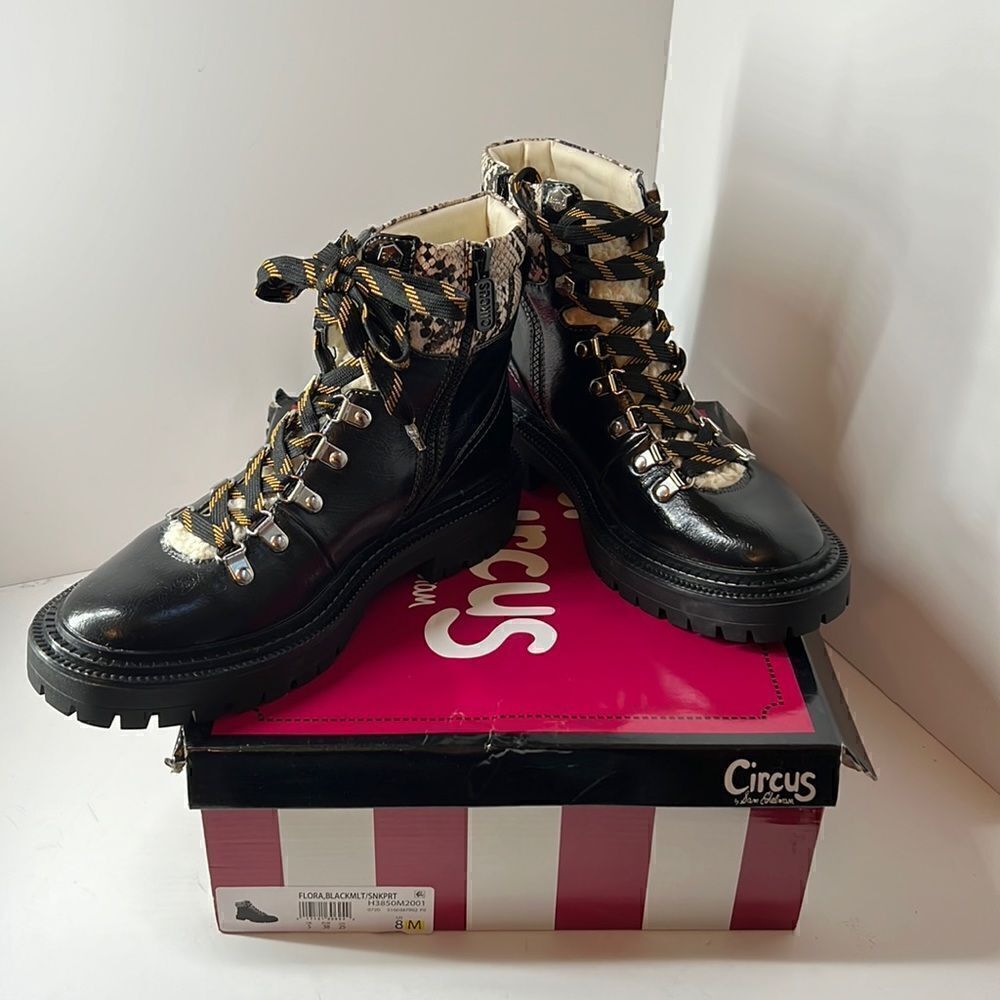 Circus by Sam Edelman Flora Lug Sole Combat Boots size 8